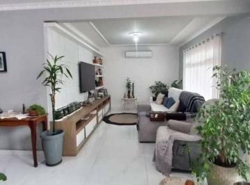 b28c4989aebfc1ba08c3db8901c012f85ddaf5a0 · Casa com 4 dormitórios para alugar, 200 m² - Nações - Balneário Camboriú/SC