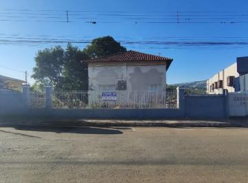if3VwH14_21156669f10290645_WY2NTMxMzBmODNi_o.jpg · Casa com 3 quartos à venda em Nepomuceno, no bairro Centro