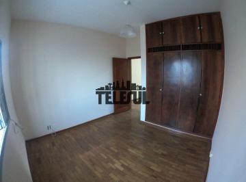 id0x5r_5894679a710a5b207.jpg · Casa com 3 quartos à venda em Varginha, no bairro Centro