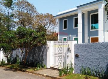 Casa · 403m² · 5 Quartos · 6 Vagas · Casa a venda no Condominio Alpes da Cantareira, na Serra da Cantareira!