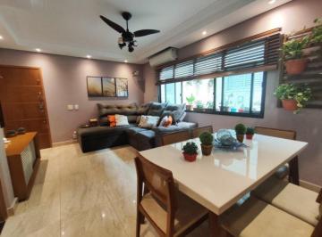Apartamento · 75m² · 2 Quartos · 1 Vaga · Dois dormitórios com garagem fechada, reformado em bom local