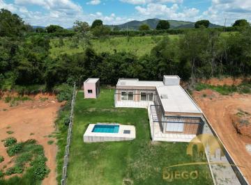 Rural · 185m² · 2 Quartos · 8 Vagas · CASA EM CONDOMÍNIO COM VISTA PARA A NATUREZA | TERRENO AMPLO + PISCINA