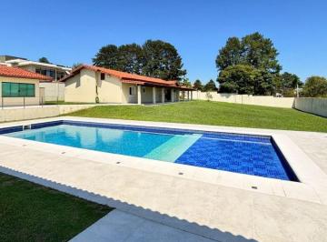 19fae81e3cd6cdbee11e378200216f6b0c47050d · Chácara com 4 dormitórios à venda, 3960 m² por R$ 2.350.000,00 - Horto Ivan - Atibaia/SP