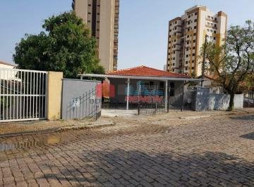 Casa · 228m² · 3 Quartos · Casa com edícula á venda Centro de Valinhos -SP