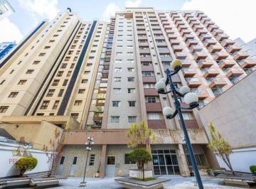 3d83fbe4b70ab00ff89a5c13458e10c35b372099 · Apartamento com 3 dormitórios à venda, 128 m² por R$ 910.000,00 - Centro - Curitiba/PR