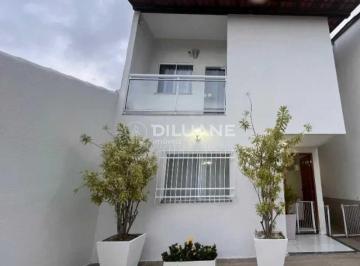 Casa · 120m² · 3 Quartos · 2 Vagas · linda casa com súite, piscina e churrasqueira