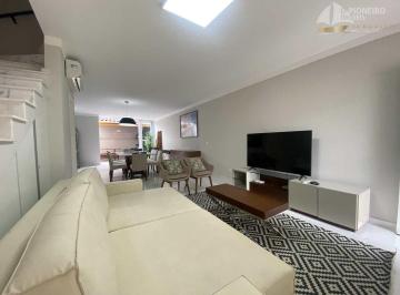 Casa · 140m² · 3 Quartos · 1 Vaga · Casa em condomínio disponível para venda em Juquehy!