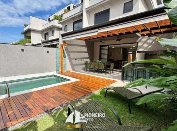 Casa · 200m² · 4 Quartos · 2 Vagas · Casa em condomínio fechado à venda na praia Juquehy!