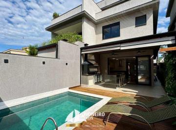 Casa · 230m² · 4 Quartos · 2 Vagas · Casa em condomínio para locação em Juquehy, a 450m da praia!