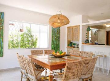 Casa · 250m² · 4 Quartos · 3 Vagas · Oportunidade: casa para férias na praia de Juquehy.