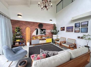 Casa · 168m² · 4 Quartos · 3 Vagas · Casa em condomínio à venda, localizada em Juquehy.