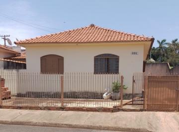 Casa · 70m² · 3 Quartos · 3 Vagas · Casa boa em Brotas
