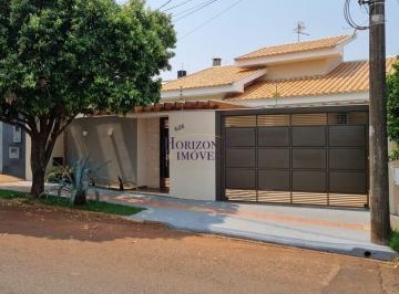 Casa · 196m² · 3 Quartos · 2 Vagas · Casa Térrea com Piscina