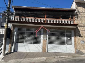 Foto 01 · Imperdível Sobrado no Jardim Roberto: 3 quartos, 1 suíte, 215m² - Financiamento Ok!