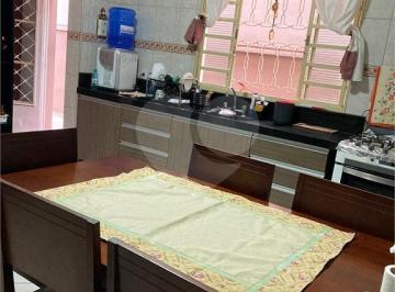 Casa · 132m² · 4 Quartos · 2 Vagas · Sobrado com 4 quartos à venda em Jardim Adriana - SP