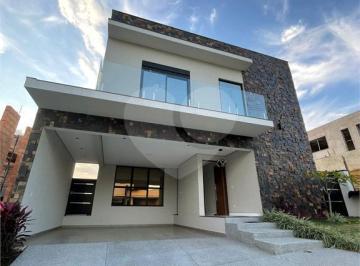 Área de Serviço · Sobrado com 4 quartos à venda em Residencial saint paul - SP
