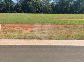 Área de Serviço · Terreno à venda em Jardim villa sapezal - SP