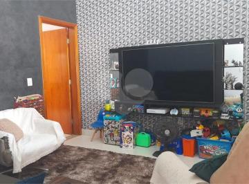 Área de Serviço · Casa com 2 quartos à venda em Jardim Dos Colibris - SP