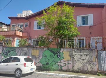 Comercial · 225m² · 2 Quartos · 4 Vagas · Casas comerciais em esquina com 225m², na zona norte com 6 salas, 4 vagas.