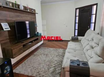 Casa · 204m² · 3 Quartos · 2 Vagas · Casa a venda no Conjunto 31 de Março sendo 03 dormitórios e 02 suítes