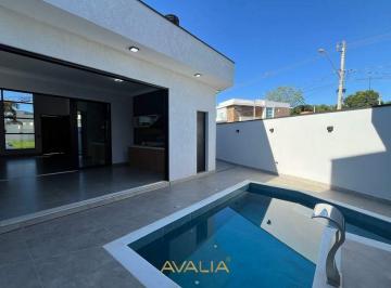 Casa · 206m² · 3 Quartos · 4 Vagas · Casa com piscina e 3 suítes a venda no Condomínio Viena em Indaiatuba 