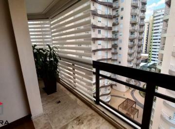 Apartamento · 126m² · 4 Quartos · 2 Vagas · Apartamento - Centro - 126 m² - contendo 4 quartos sendo 1 suíte com closet e armários planejados