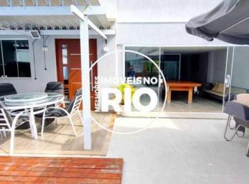 Casa · 173m² · 4 Quartos · 2 Vagas · Casa Duplex no Recreio dos Bandeirantes à venda
