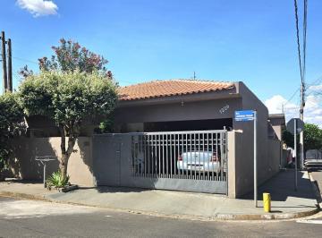 202411280826166744.jpg · Casa para Venda em Ibirá, São Benedito, 3 dormitórios, 2 banheiros, 1 vaga
