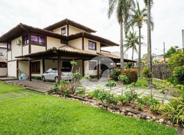 2484dc0564d5d306c7c081c33f506f85d29bd041 · Casa alto padrão em condomínio fechado