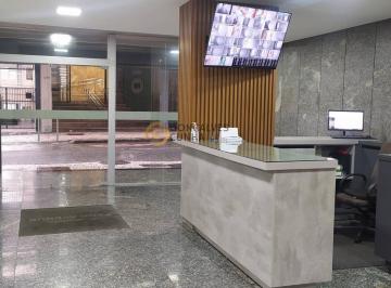 Comercial · 44m² · Sala Comercial e 1 banheiro à Venda, 44 m² por R$ 150.000 - Centro de Curitiba
