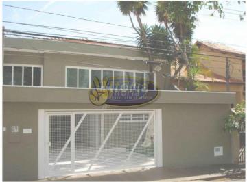 Casa · 243m² · 3 Quartos · 4 Vagas · ASSOBRADADA JD. MAR