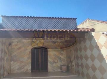Casa · 203m² · 2 Quartos · 2 Vagas · sobrado