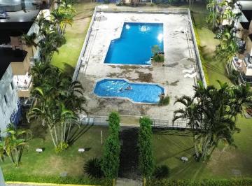 Apartamento · 140m² · 3 Quartos · 2 Vagas · Apartamento beira mar com piscinas