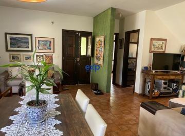 WhatsApp Image 2024-11-23 at 18.28 · Casa Aconchegante Rio Tavares 450mts a venda
