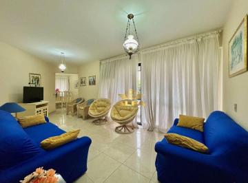 Apartamento · 140m² · 3 Quartos · 2 Vagas · Apartamento em Barra Funda, Guarujá/SP de 140m² 3 quartos à venda por R$ 650.000,00