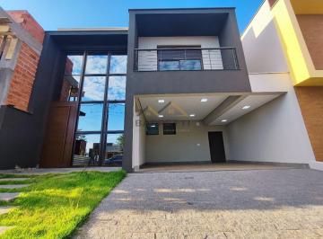 Casa · 187m² · 3 Quartos · 4 Vagas · Casa de alto padrão à venda com 187m² de construção, 3 quartos sendo suítes, qui