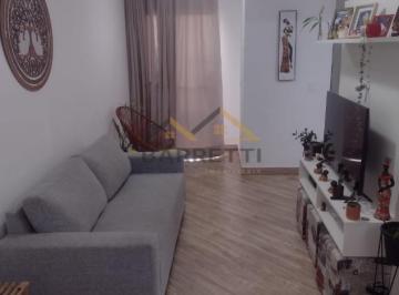 Apartamento · 62m² · 2 Quartos · Apartamento à venda de 62m², com 2 quartos, sendo 1 suíte, 2 banheiros e 1 vaga