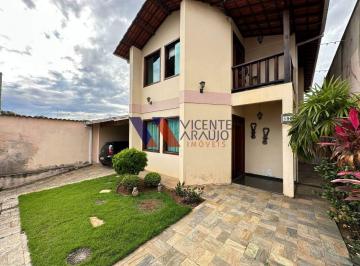 Casa · 268m² · 3 Quartos · 2 Vagas · Casa ampla com três quartos à venda, bairro Novo Guarujá, em Betim.