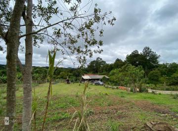 Rural · 6000m² · 4 Quartos · 2 Vagas · Chácara à Venda em Mandirituba - Paraná 6.000m²