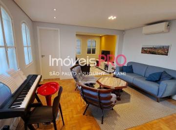 Casa · 200m² · 3 Quartos · Lindo sobrado para venda em ótima localização