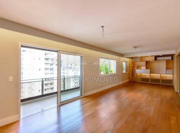 Apartamento · 143m² · 3 Quartos · 3 Vagas · Moema Pássaros, apartamento reformado com 3 quartos e 3 vagas!