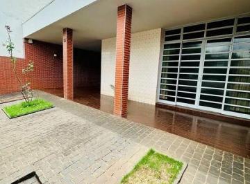 Casa · 242m² · 4 Quartos · 3 Vagas · Casa à venda, 242 m² por R$ 600.000,00 - Centro - Uberlândia/MG