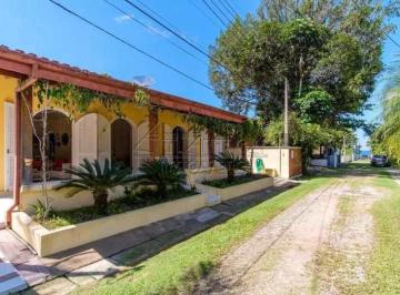 Casa · 300m² · 5 Quartos · 2 Vagas · Casa de Condomínio com 5 dorms, Praia da Enseada, Ubatuba - R$ 1.85 mi, Cod: 4321