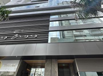 Apartamento · 169m² · 4 Quartos · 3 Vagas · Apartamento a venda com 04 Suítes e 03 vagas de garagem no centro de Balneário Comboriú-SC