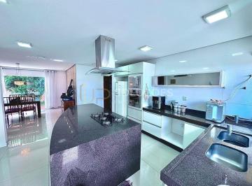 Casa · 274m² · 3 Quartos · 4 Vagas · Casa 3 Suítes, Cozinha Planejada, DCE Completa | QMS 13, Setor de Mansões/Sobradinho