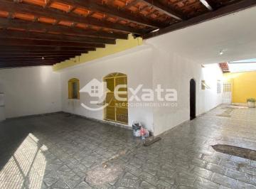 Casa · 197m² · 2 Quartos · 4 Vagas · Casa terrea com 4 quartos e 2 banheiros para venda no Parque Vitoria Regia, zona norte de Sorocaba.