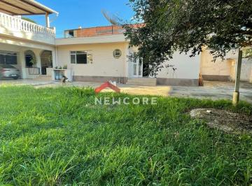 Casa · 110m² · 3 Quartos · 4 Vagas · Casa em Rua Antônio Esteves - Jardim Leda (Fazendinha) - Santana de Parnaíba/SP