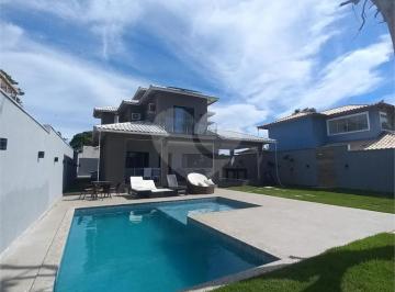 Casa · 450m² · 4 Quartos · 2 Vagas · Condomínio com 4 quartos à venda em Caravelas - RJ
