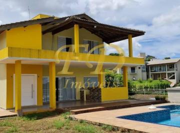 Casa · 630m² · 3 Quartos · 3 Vagas · Aconchegante Casa em Condomínio Fechado.