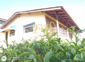 Casa · 250m² · 3 Quartos · 6 Vagas · Casa em Terra Preta c/ Escritura / Mairiporã